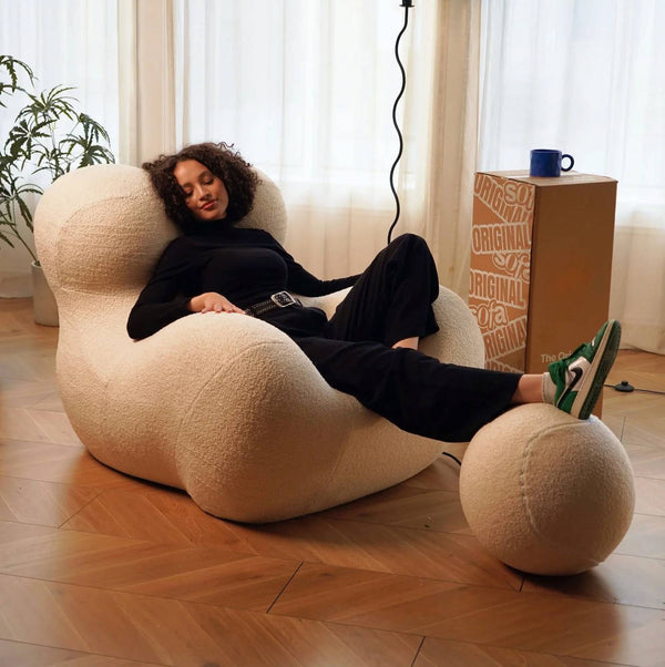 Cloud Lounge